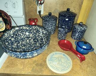 BLUE SPATTERWARE CANNISTER SET & BOWL