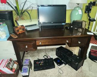 NICE SOLID WOOD DESK