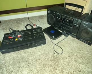 SONY PORTABLE STEREO