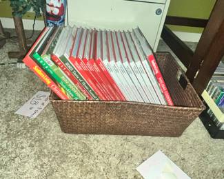 CHRISTMAS BOOKS FROM BETTER HOMES & SOUTHERN LIVING