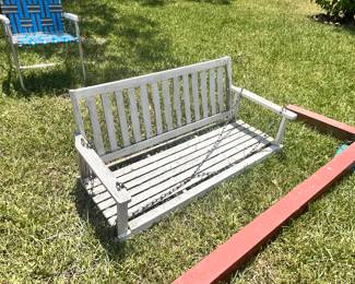 HANGING SWING