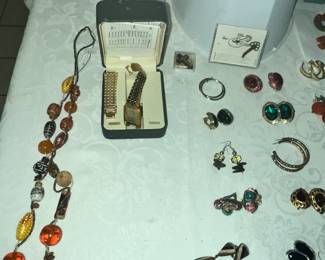 MORE NECKLACES & EARRINGS
