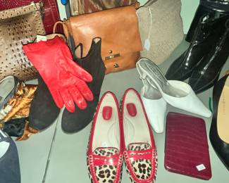 PURSES, SHOES, GLOVES