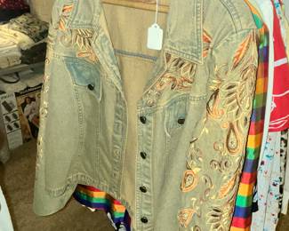 WONDERFUL GORDON & JAMES EMBROIDERED DENIM JACKET!
