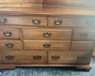 1960 Jamestown 9 Drawer Maple Dresser
