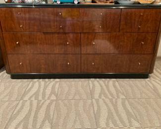 1970 Multi-drawer dresser