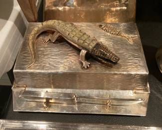 Charming Castillo Handmade Sardine or cheese box covered with knife, Alligator decorated