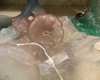 Pate de Verre leaf bowl with blossom