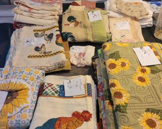 Runners, kitchen towels, curtain, table cloths