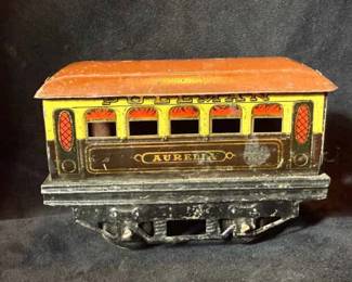 Hornby Series Aurella Pullman Passenger Car OScale Model Railway