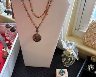 Jewelry Sets & Perfume 