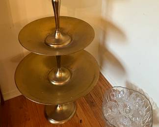 Brass Pedestal Displays 