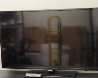 Samsung 46 TV With Remote 