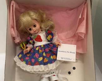Madame Alexander Strawberry Pie Wendy
