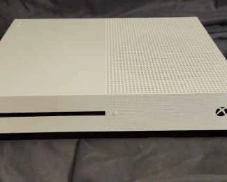 White Xbox One 