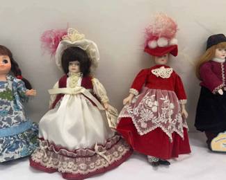 Handheld Dolls