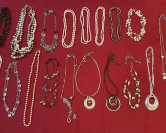 Vintage & Fashion Necklaces