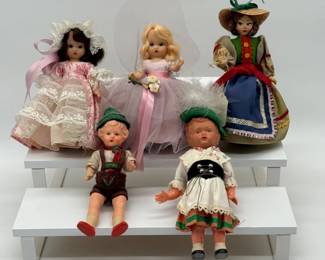 14 Collectionof5Vintage1960sSouvenirDolls