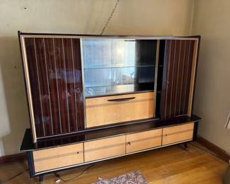 1 MidCenturyGermanShrunkCabinet