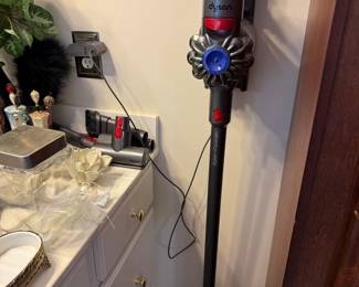 #78 Dyson #V7 Vacuum $45.00