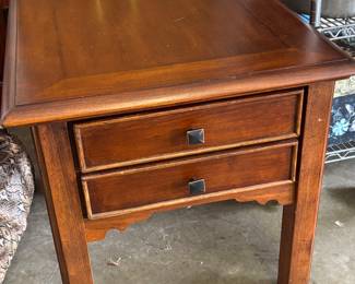 #107 Side Table 18"x24"x24" $40.00