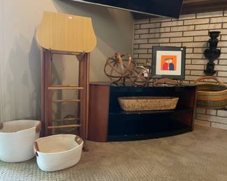 Folding Table Trays, Baskets, Decorative Spheres