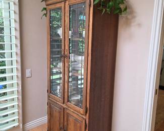 Beautiful display cabinet with glass shelves
6ft 2" tall, 16" deep
30" wide