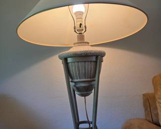 Table lamp
