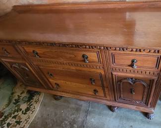 Credenza