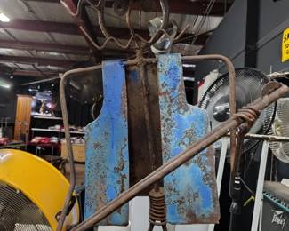 METAL YARD ART