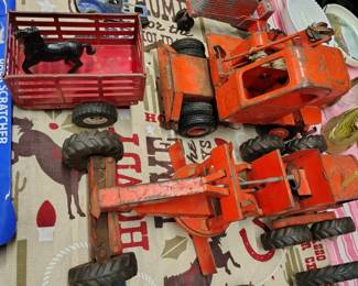 METAL TOYS