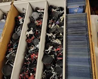 STAR WAR TOYS AND CARDS