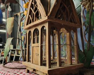 BIRDHOUSE