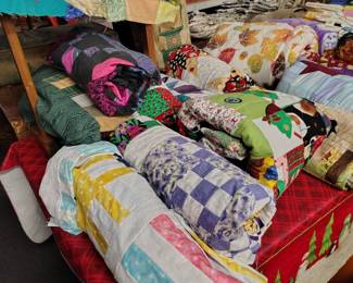 QUILT TOPS