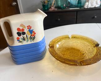 Vintage ashtray and pitcher