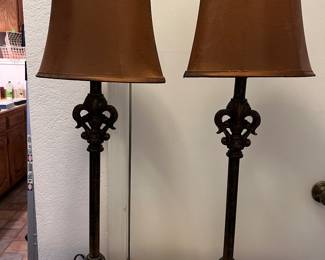Pair of pretty lamps