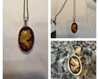 Vintage 925 Amber, reverse carved cameo INTAGLIO pendant in Sterling necklace!!! 