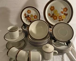 Stone Ware Plate Tea Set Collection