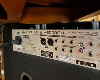 Behringer Ultratone 300-Watt Keyboard Amplifier – K3000FX 