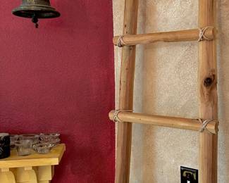 Rustic Wood Blanket Ladder
