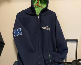 NFL Seattle Seahawks Mens Navy Blue/Green Zip Hooded Jacket