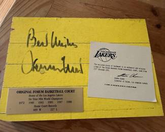 Los Angeles Lakers 'Jerry West" Autographed Index Card