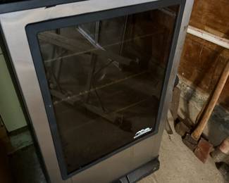 Masterbuilt Electric Smoker