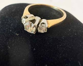 Beautiful 14 Karat Three Diamond Ring