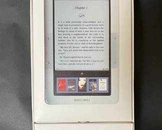 Barnes Noble NOOK 1st Edition EReader  In Original Box w Charger, Manual  Complete Set