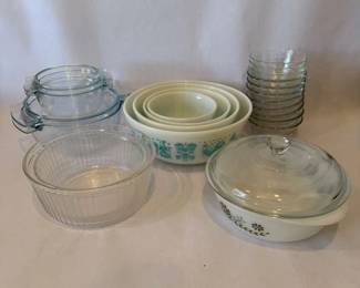 Retro Pyrex assortment Mixing Bowls, Casserole Dishes  More