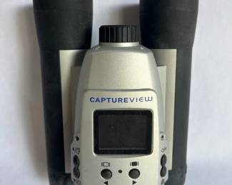 Meade CaptureView 8x30 Binoculars with Builtin 3.2MP Digital Camera  Waterproof  Box