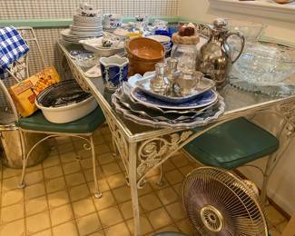 Vintage Wrought Iron dining room table with 4 chairs