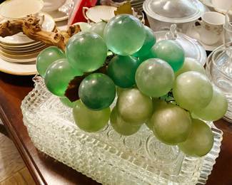 MCM acrylic Grapes