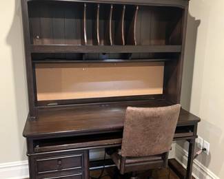 Universal Desk